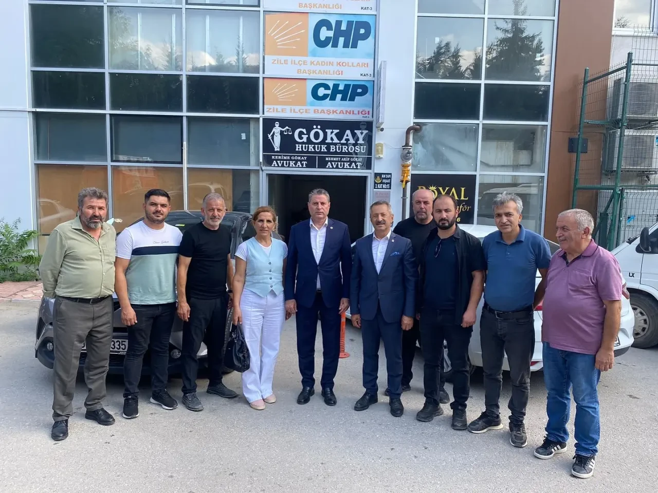 CHP'li Karagöz Zile'de Pazarcılar ve Esnafla Buluştu: "10 Ağustos’ta Meydanlardayız" 2