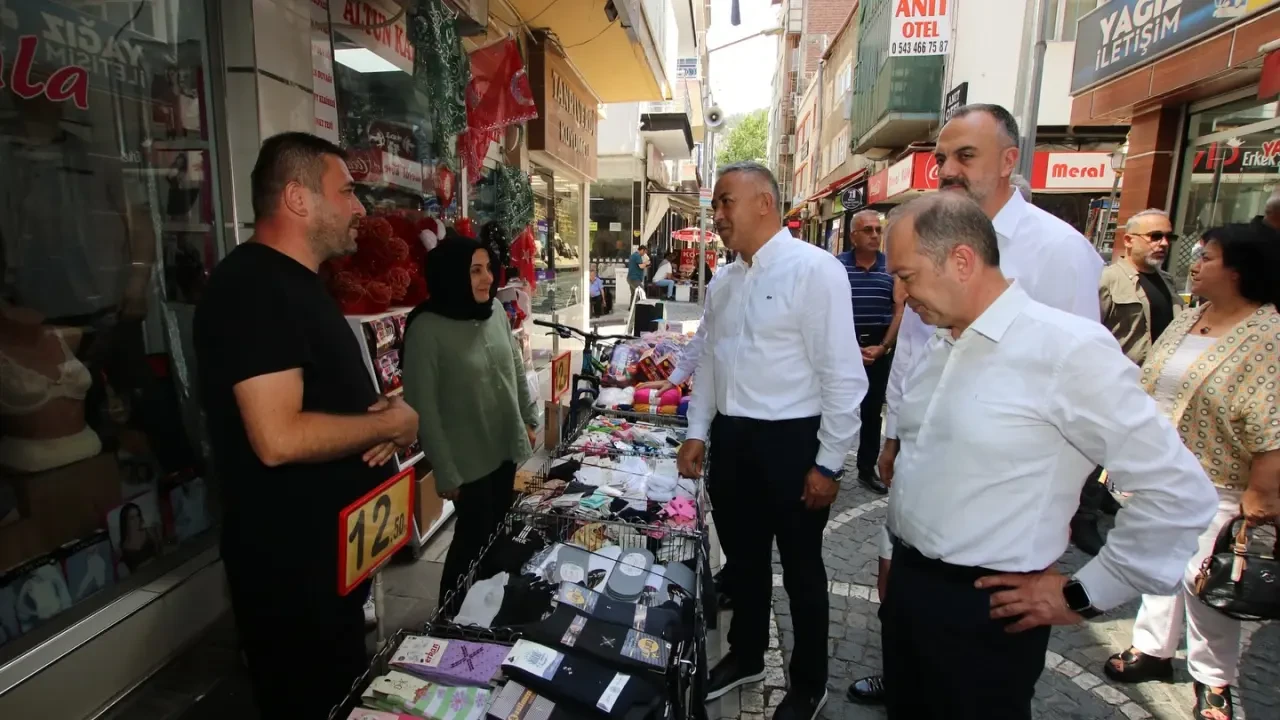 CHP Amasya’da Esnafın Nabzını Tuttu: "Bir Dokunduk, Bin Ah İşittik" 4
