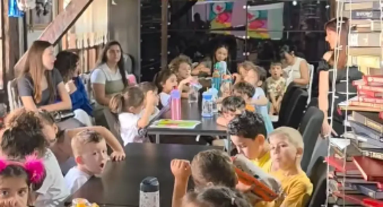 Merzifon’da Miniklere Kitap Sevgisi Aşılandı: Yazar Ayşe Can Öğrencilerle Buluştu 3