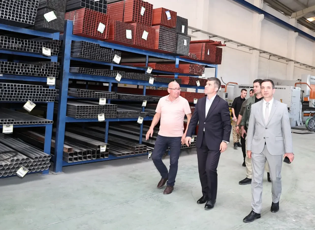 Vali Önder Bakan’dan Suluova’da Sanayi Ziyareti: Sercan Güner A.Ş.’ye İnceleme 1