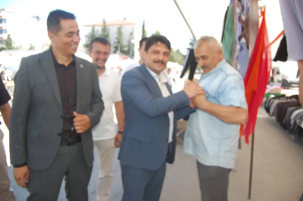 A Parti Pazarın Nabzını Tuttu 5