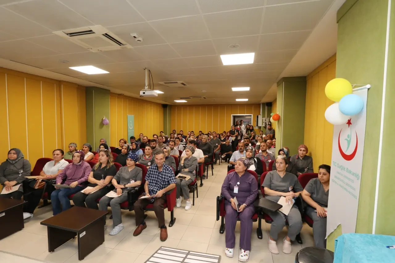 Amasya’da Hastane Personeline Hijyen ve Temizlik Toplantısı 3