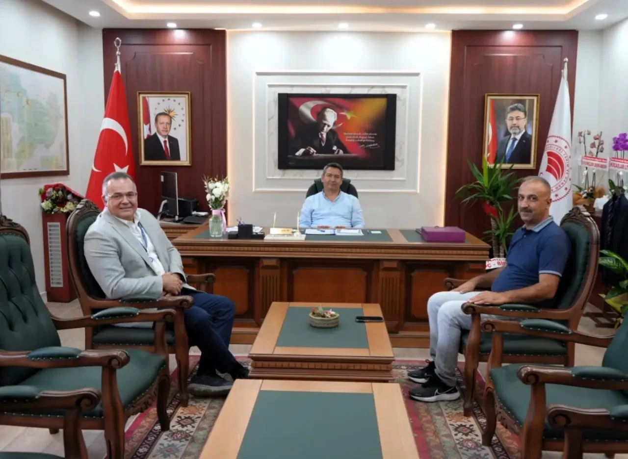 İl Müdürü Ahmet Arslan’a Hayırlı Olsun Ziyaretleri Sürüyor 4