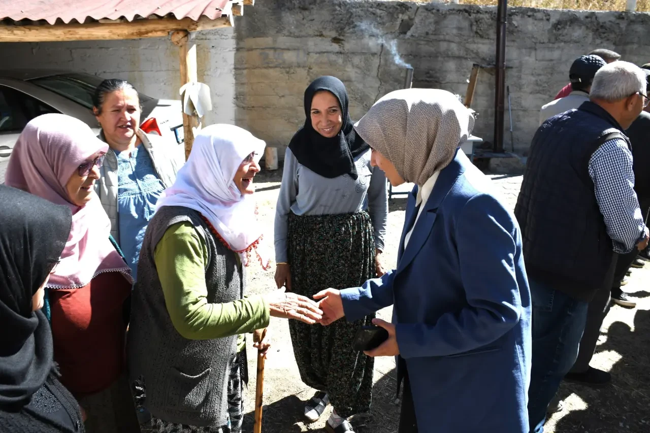 Gümüşhacıköy’de Köylüler Kaymakamla Buluştu 2