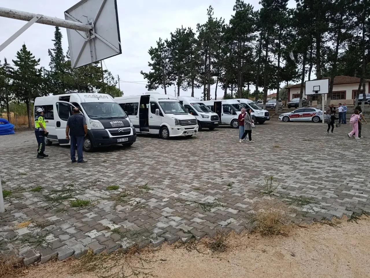 Merzifon'da Okul Servislerine Sıkı Denetim ve Trafik Eğitimi 3