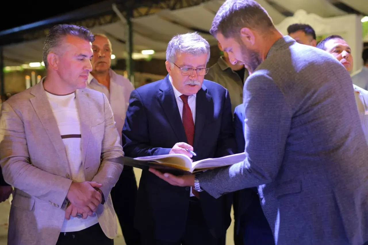 Amasya Protokolü, Şampiyon Mahmut Demir’in Kızının Düğününde Buluştu 5