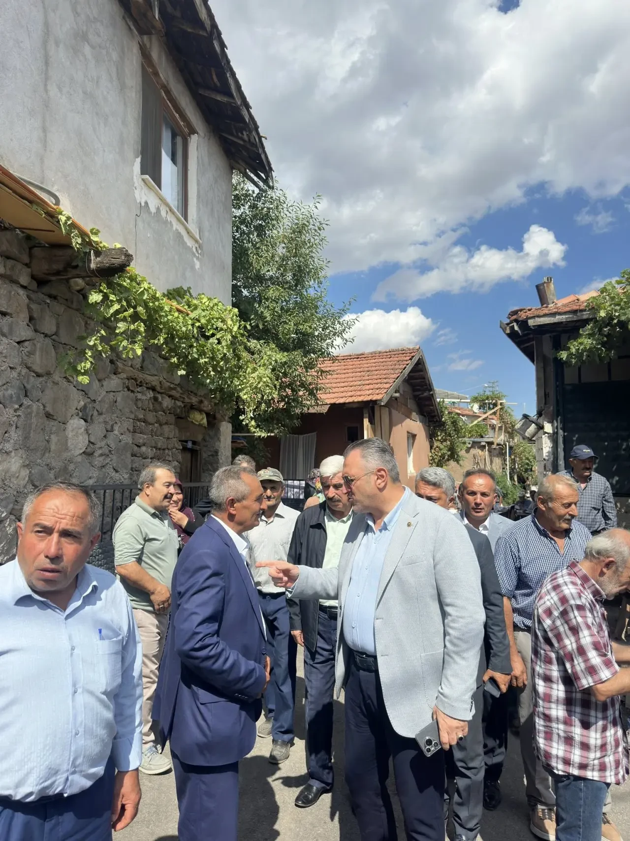 Vekil Çilez: Karayakup Köyümüzde Cami Temelini Attık 3