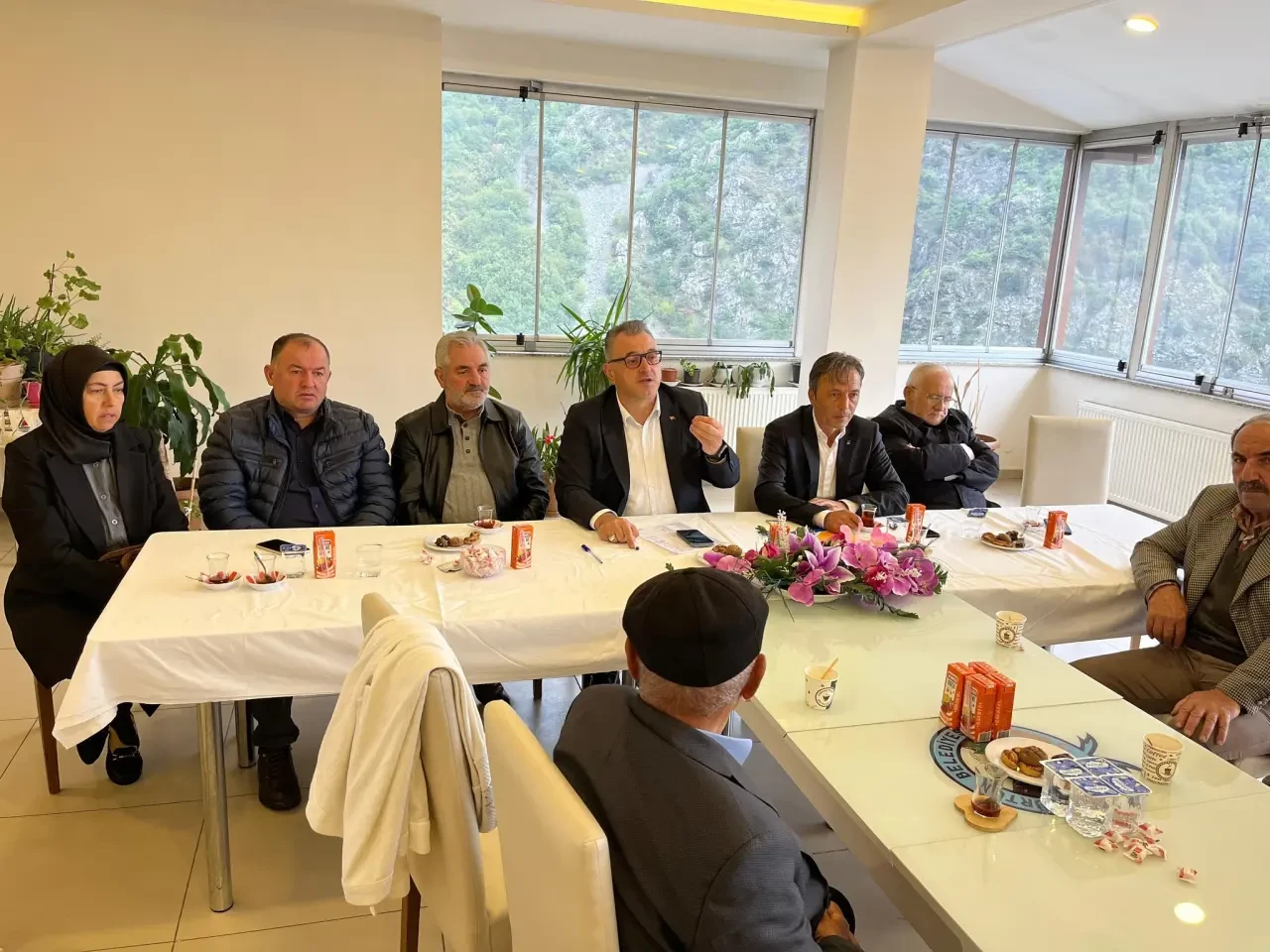 Hasan Çilez, Kürtün’de Köy ve Mahalle Başkanlarıyla Buluştu 1