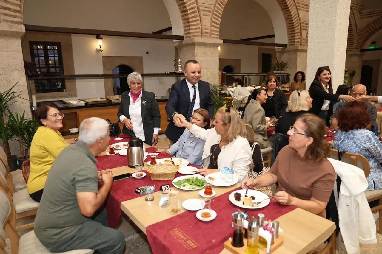 Başkan Sevindi Çağdaş Yaşam Derneği’nde 2