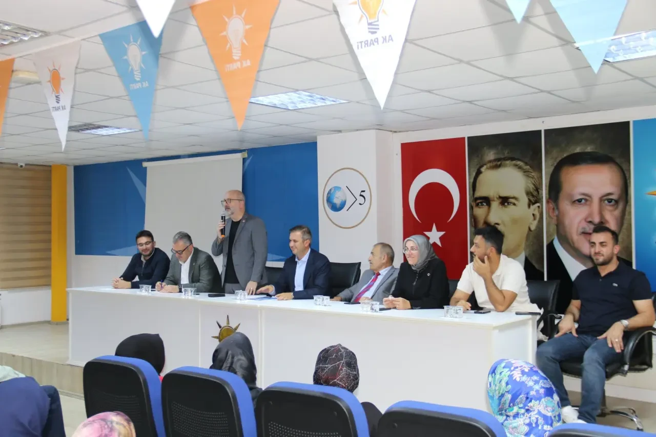 AK Parti Amasya İl Başkanlığında Haftalık Toplantı Birlik Mesajlarıyla Geçti 2