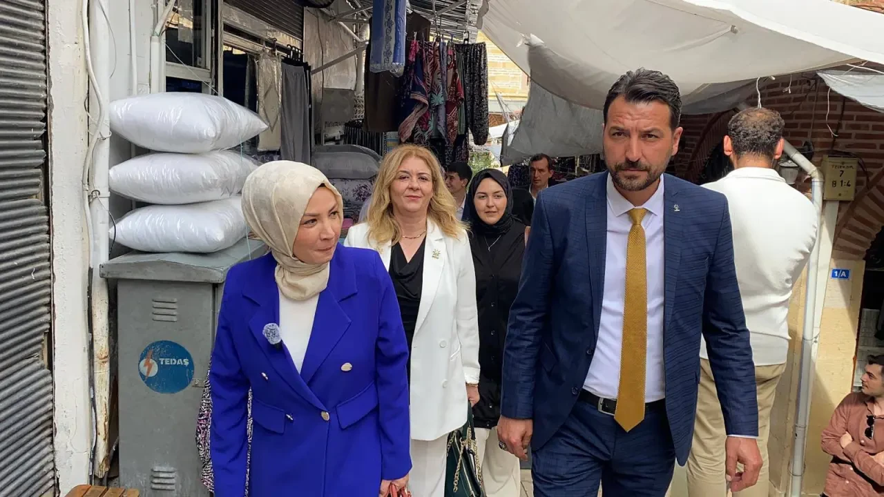 AK Parti Merzifon İlçe Başkanlığı’nda Yoğun Ziyaret Programı 6
