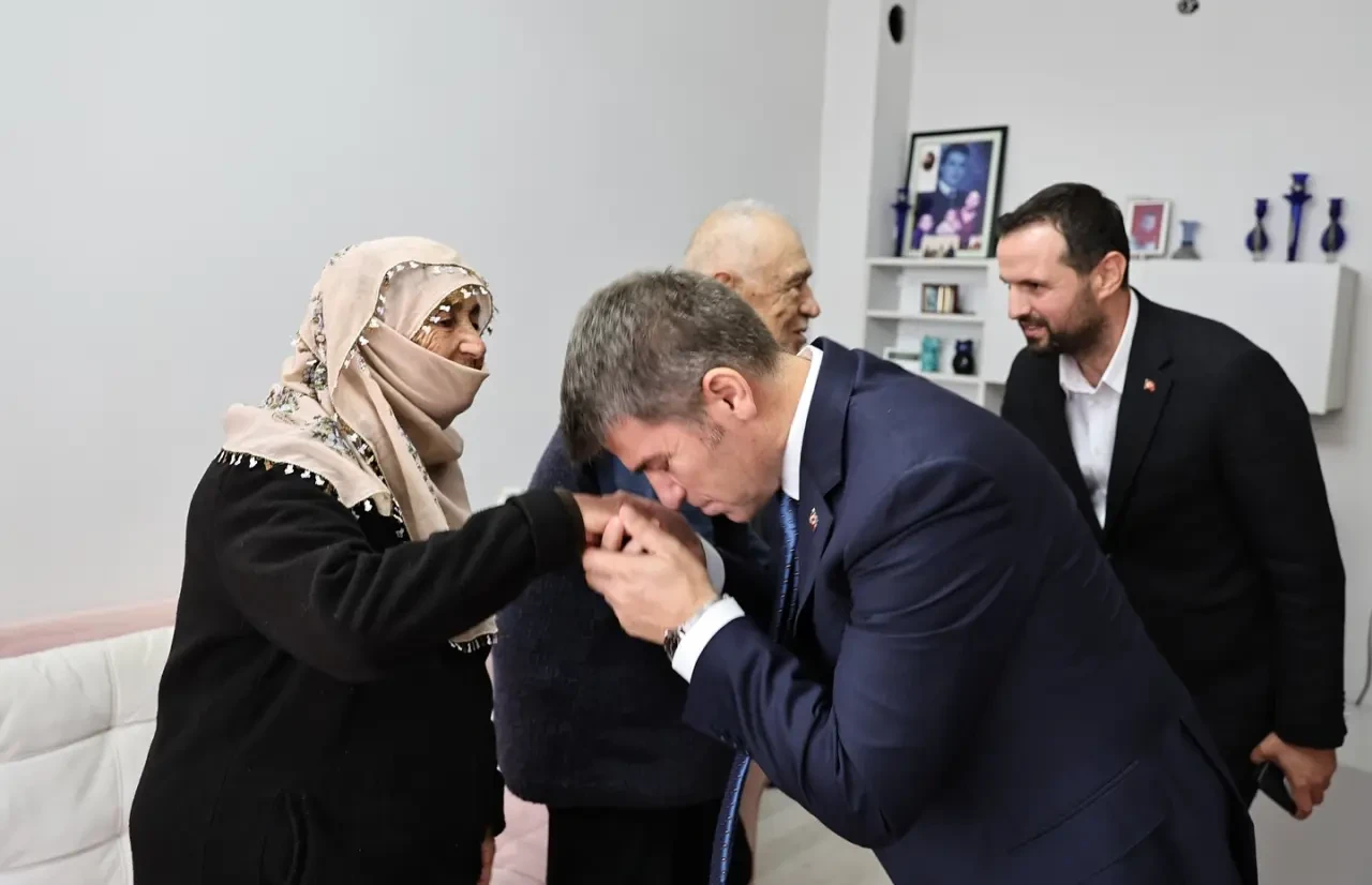 Amasya Valisi Bakan Taşova’da 5