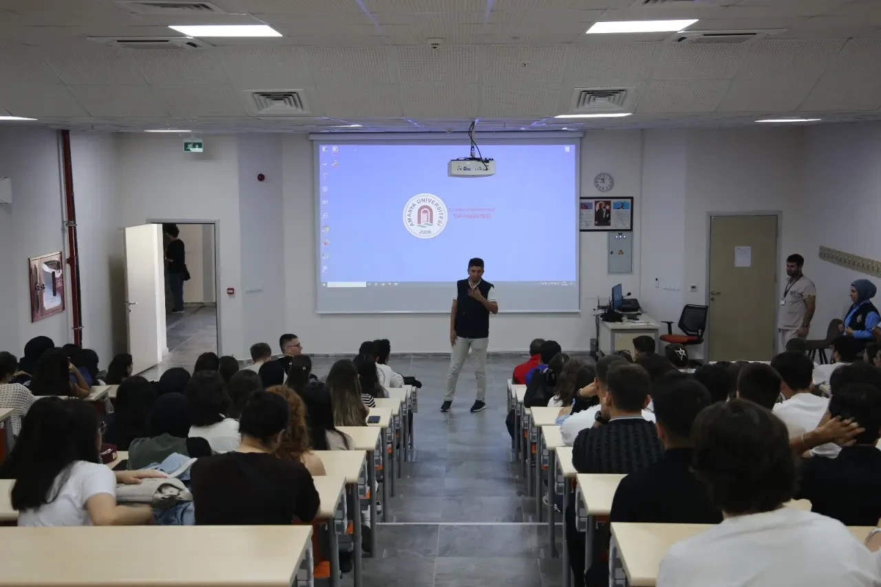 Amasya Üniversitesi’nde Siber Tehditlere Karşı Seminer 1