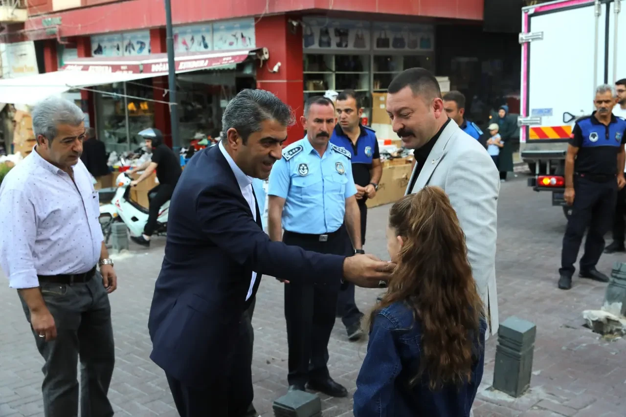 Başkan Rıfat Uzun Esnafla Kahvaltıda Buluştu 4