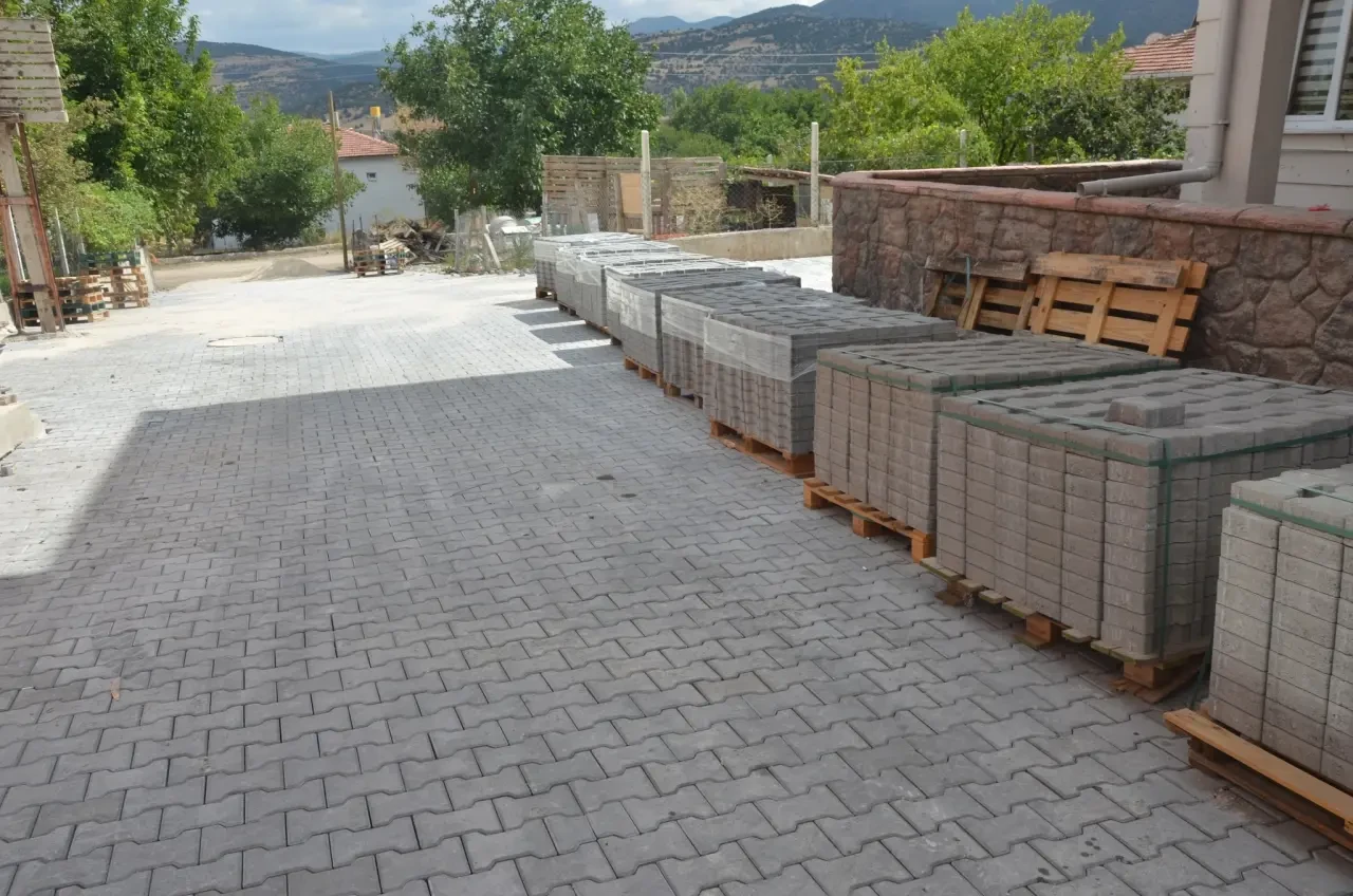 Göynücek Belediyesi’nden Kilitli Parke Taşı Çalışmaları 5