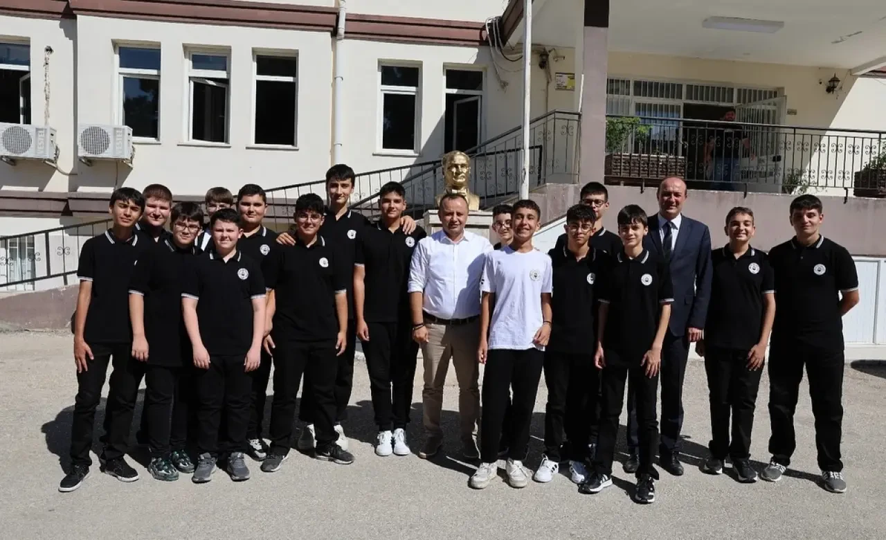 Amasya Belediye Başkanı Sevindi: Gençlerimizin Yanındayız 5