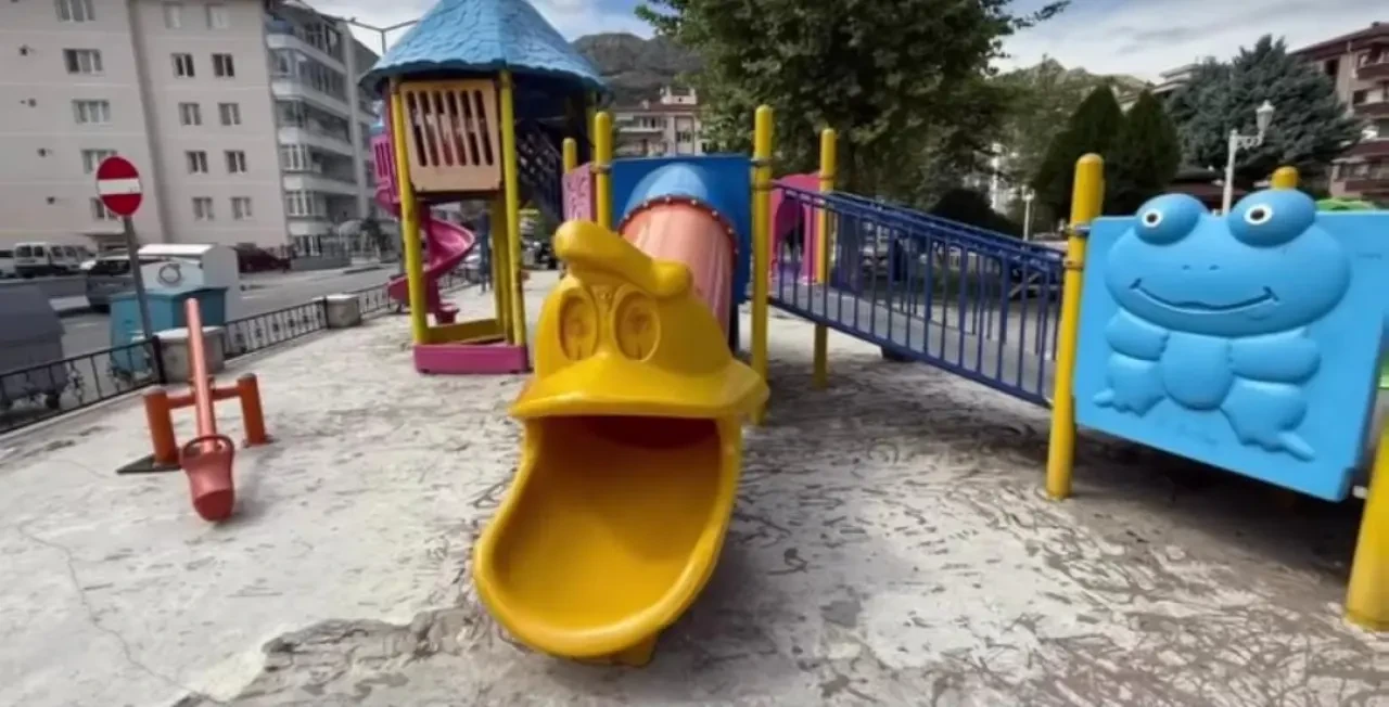 Amasya’da Parklar Daha Güvenli Hale Geliyor 1