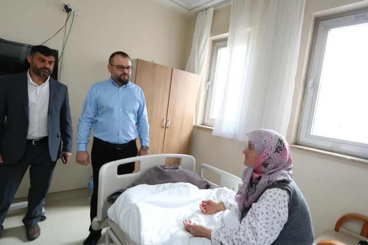 Başhekim Sezgin’den Fizik Tedavi Merkezi’nde Hasta Odaklı Ziyaret 1