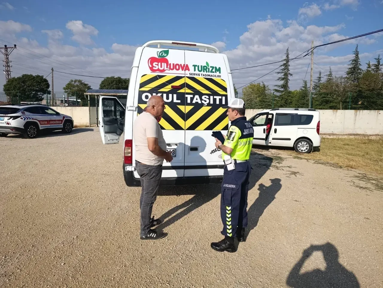 Merzifon'da Okul Servislerine Sıkı Denetim ve Trafik Eğitimi 2
