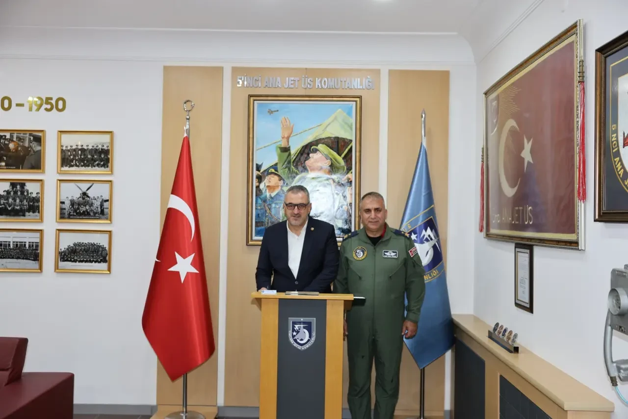 Vekil Çilez, Merzifon’daki Kahraman Hava Üssünü Ziyaret Etti 4