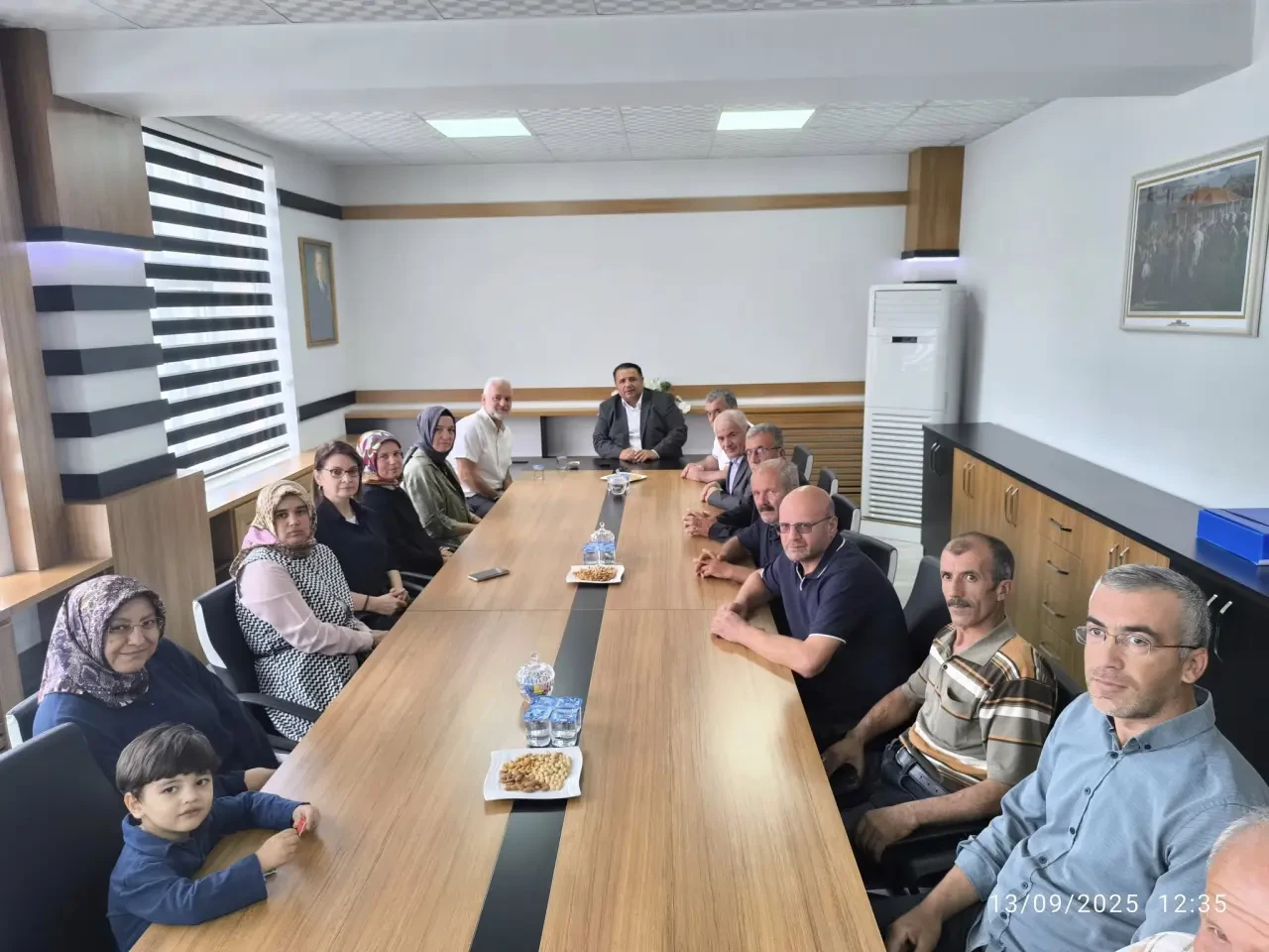 Çorum AK Parti Heyeti Hamamözü’nde Halkla Bir Araya Geldi 4