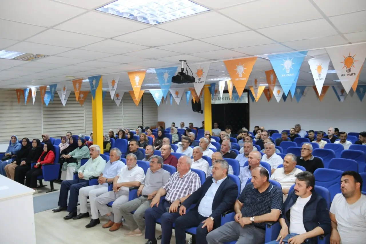 AK Parti Amasya İl Başkanlığında Haftalık Toplantı Birlik Mesajlarıyla Geçti 4