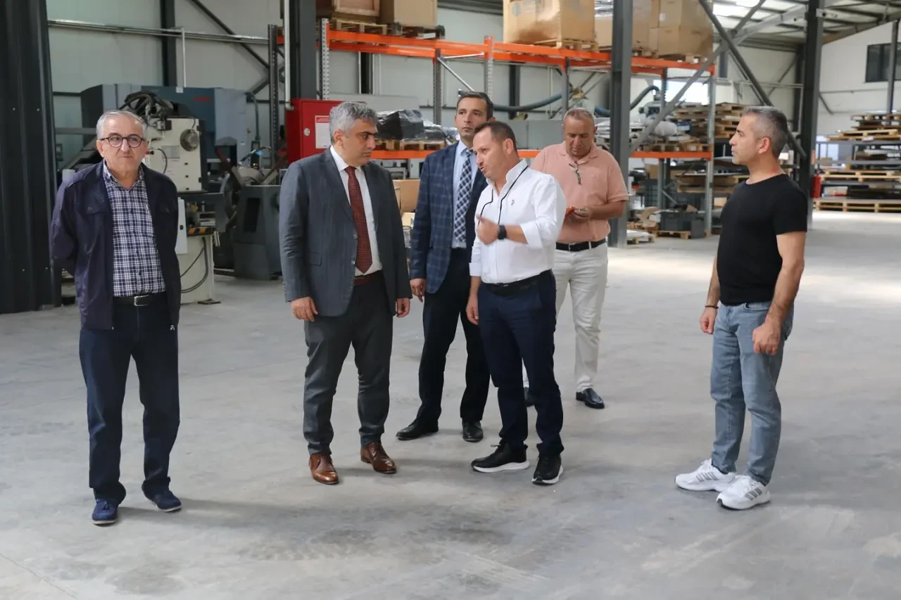Kaymakam Karaaslan’dan Merzifon OSB’de Sanayi Firmalarına Ziyaret 3