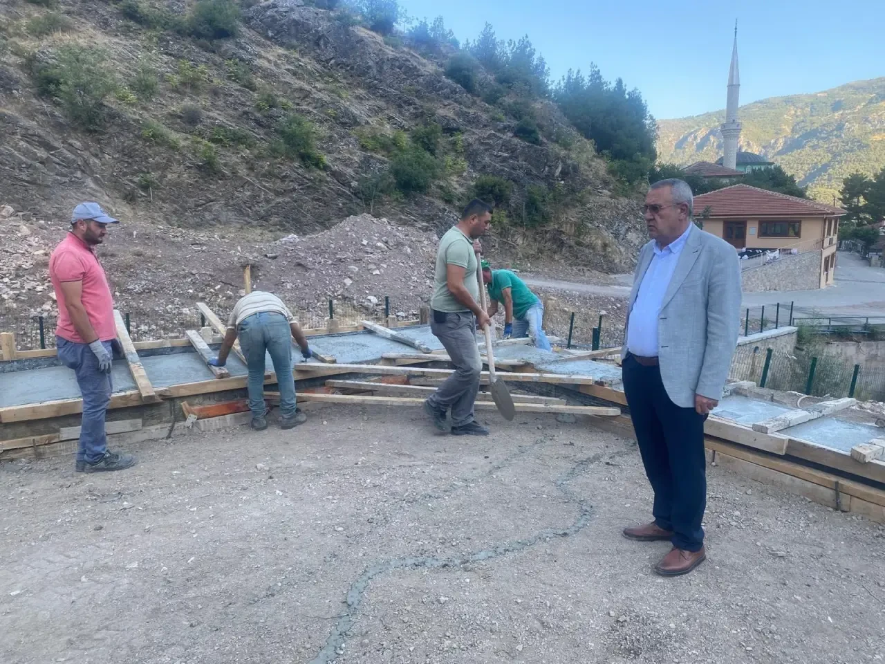 Ziyaret Belediyesi’nden Gençlere Halı Saha Projesi 2