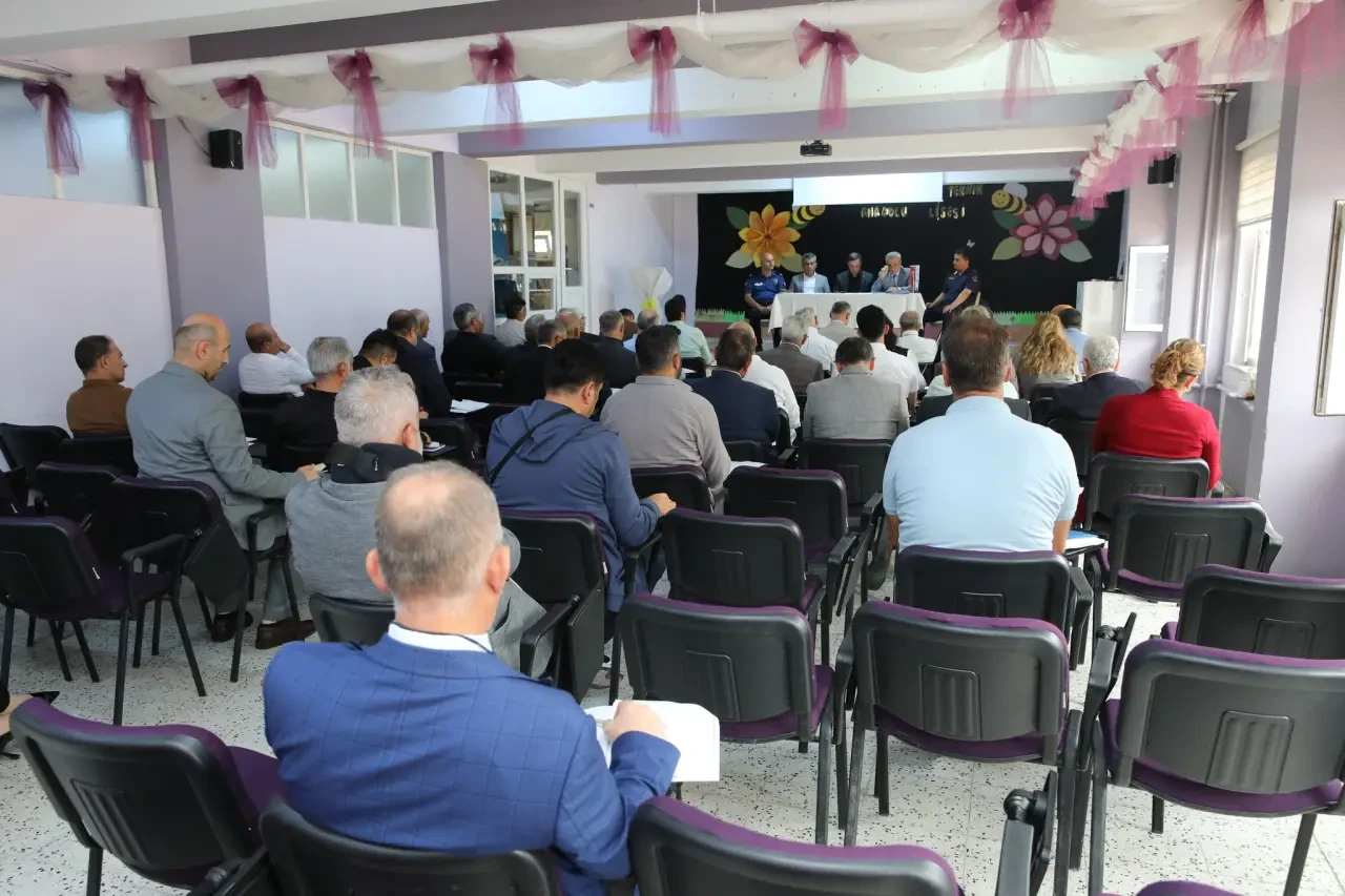 Başkan Uzun, Öğrenciler İçin Okul Güvenliği Toplantısına Katıldı 2
