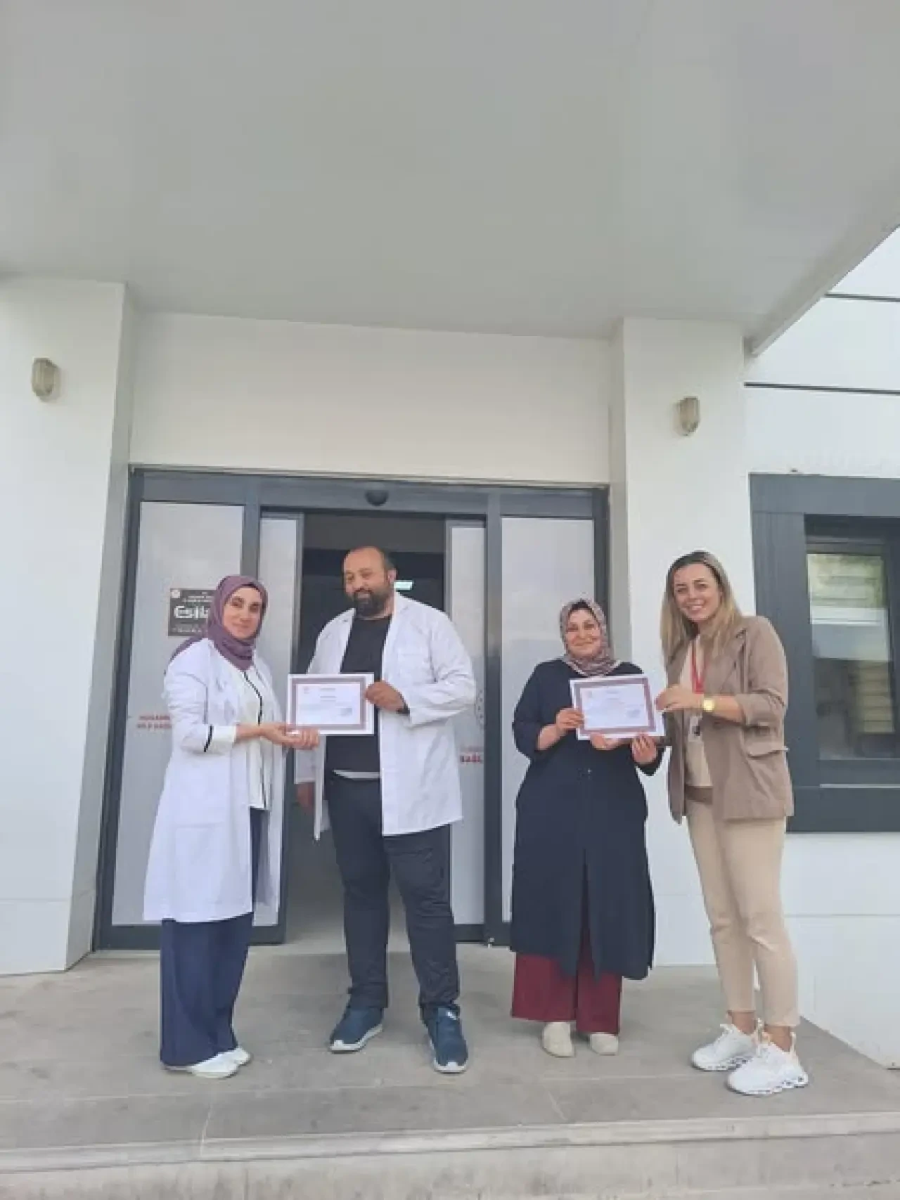 Obezite Taramalarında Başarı Gösteren Sağlık Çalışanlarına Teşekkür Belgeleri 1