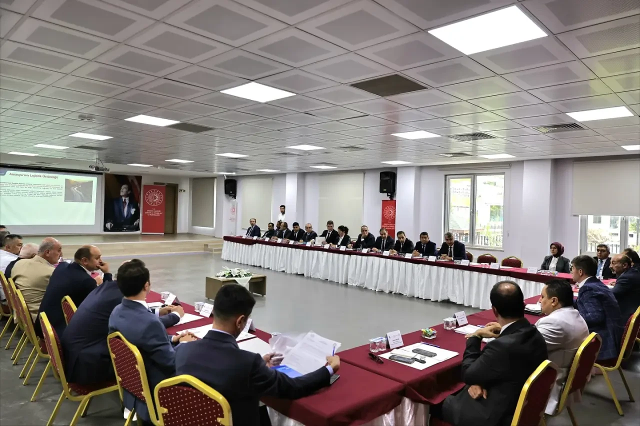 Amasya’da Sanayi ve Teknoloji İş Birliği Toplantısı Yapıldı 3