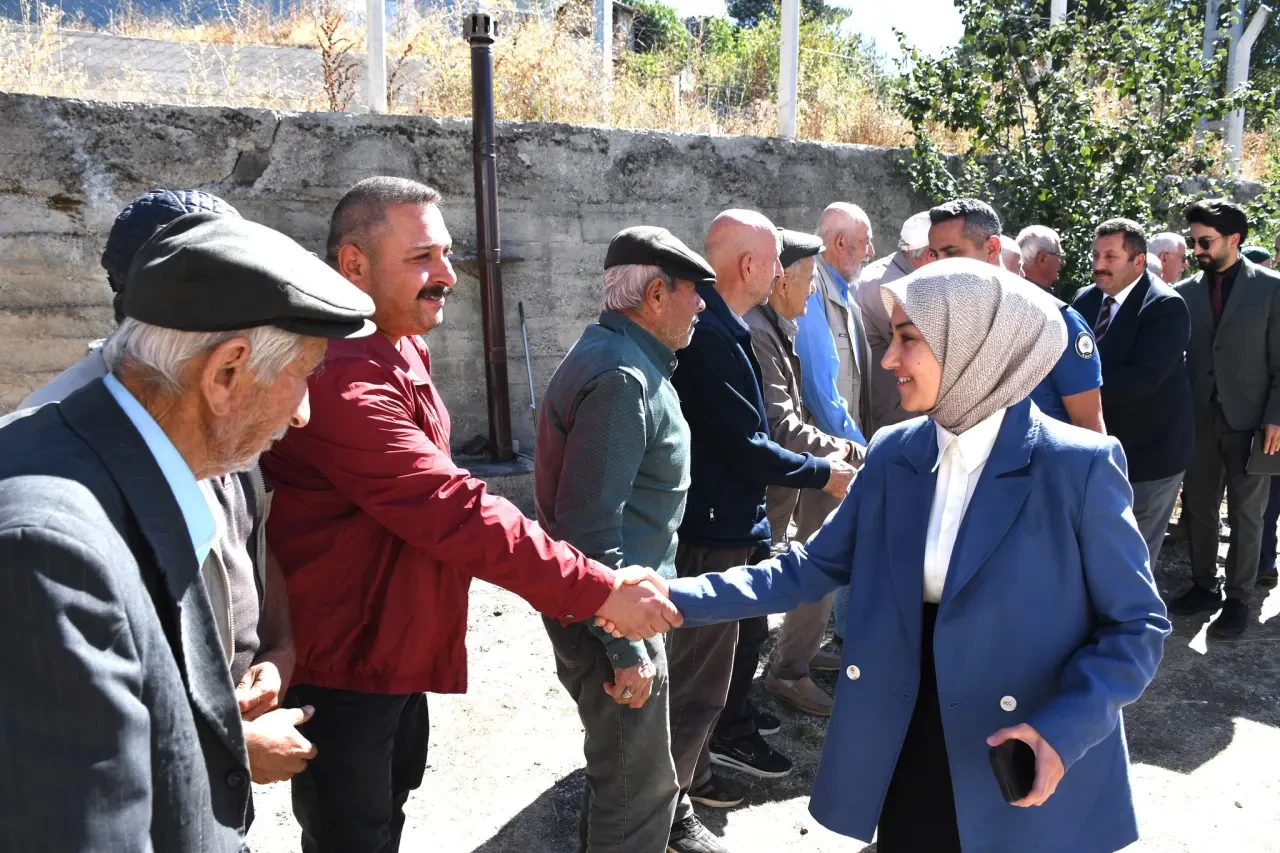 Gümüşhacıköy’de Köylüler Kaymakamla Buluştu 1