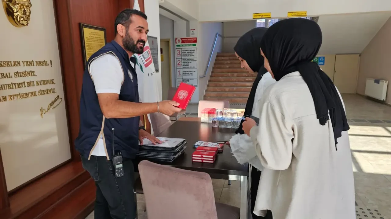 Gümüşhacıköy’de Öğrencilere Güvenlik ve Trafik Eğitimi 1
