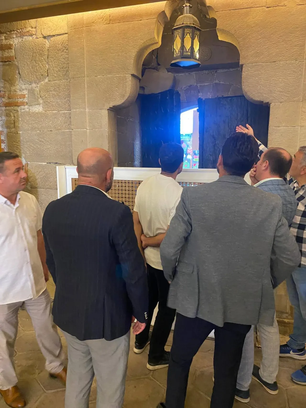 Başkan Keleş; "Tarihi Cami ve Çevresinde Düzenleme Yapılacak" 3