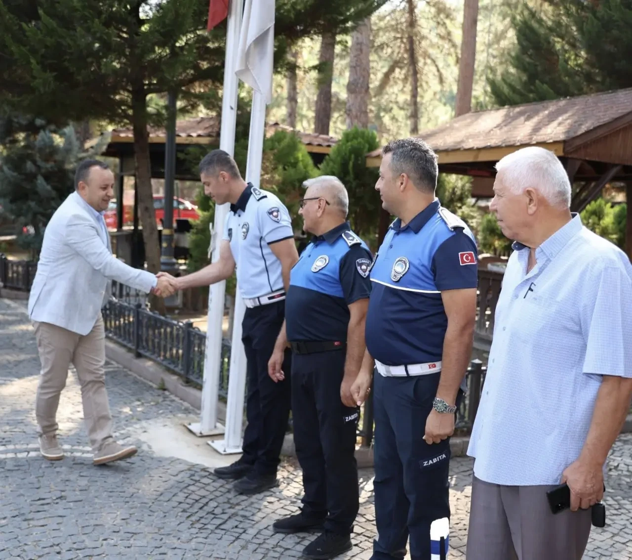 Turgay Sevindi Zabıta Personeliyle Kahvaltıda Buluştu 1