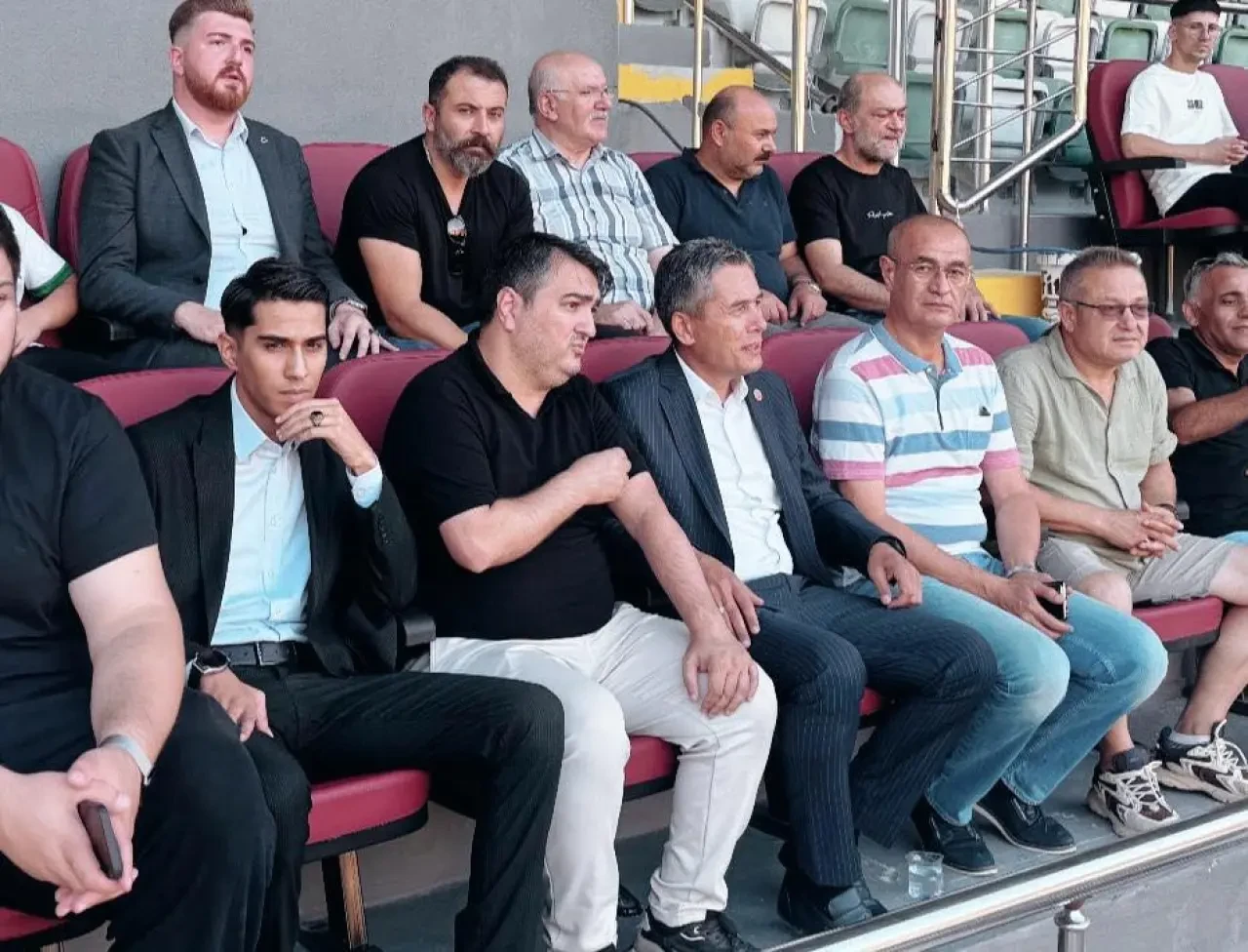 MHP Amasya’dan Amasyaspor’a Tatlı Moral 1