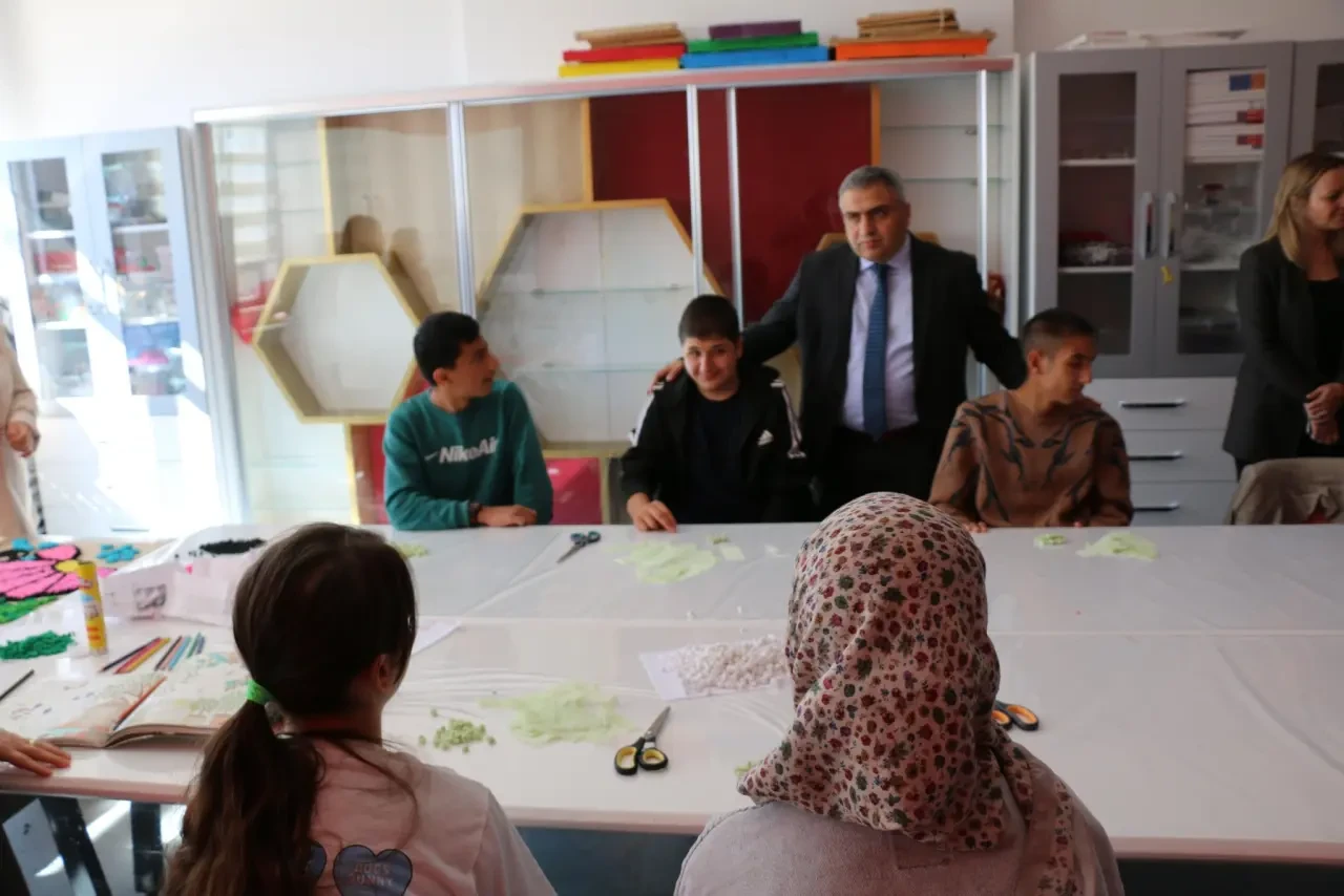Merzifon Kaymakamı Öğrencilerle Bir Araya Geldi 2