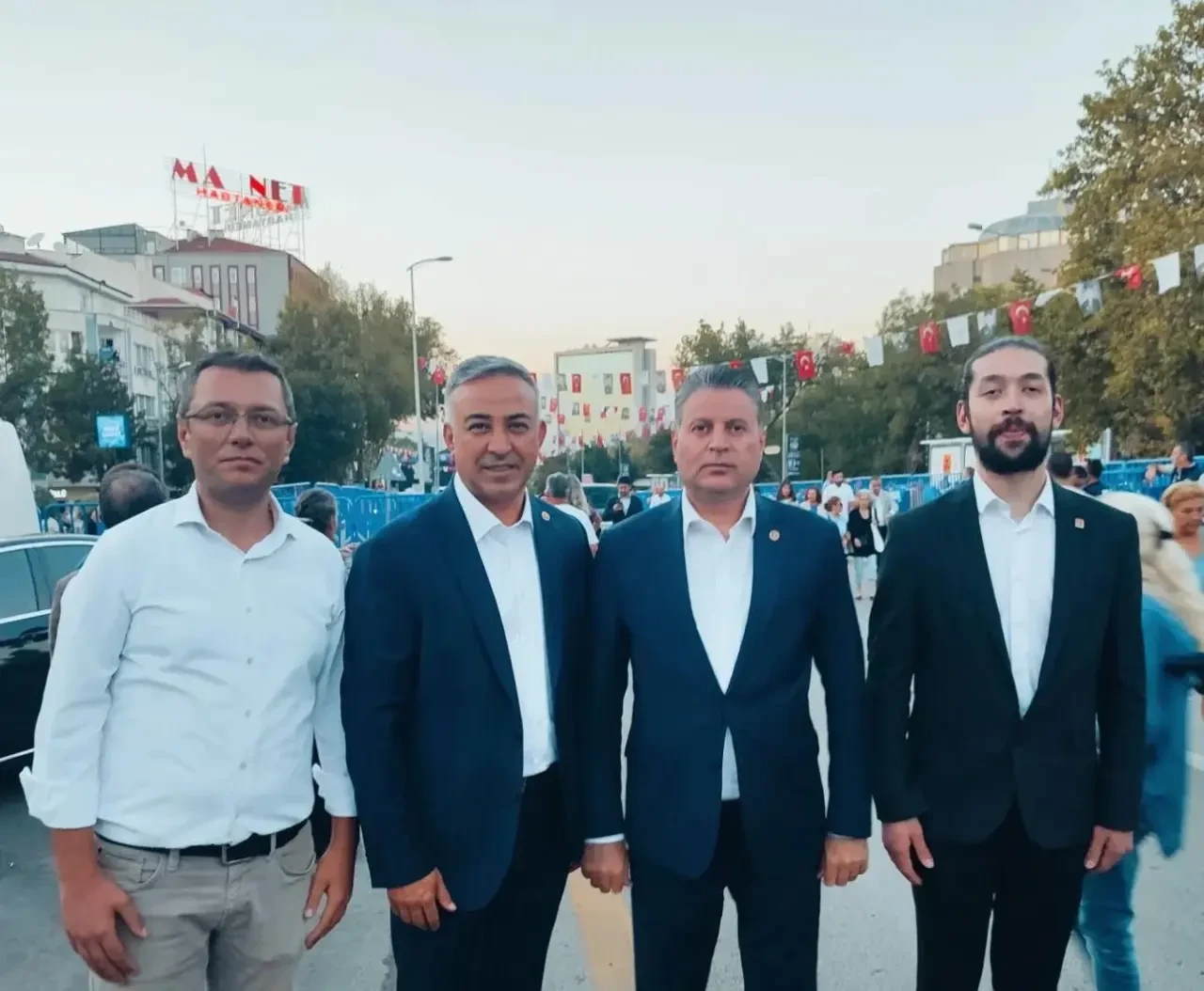 CHP’li Karagöz: “Darbeye, Kayyıma Hayır! Demokrasiye Sahip Çıkıyoruz” 4