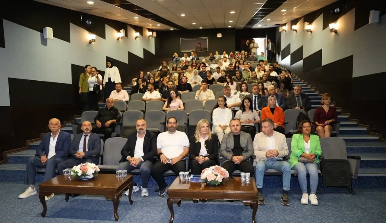 Amasya’da Sürdürülebilir Ulaşım Deneyimleri Konferansı Gerçekleştirildi 1