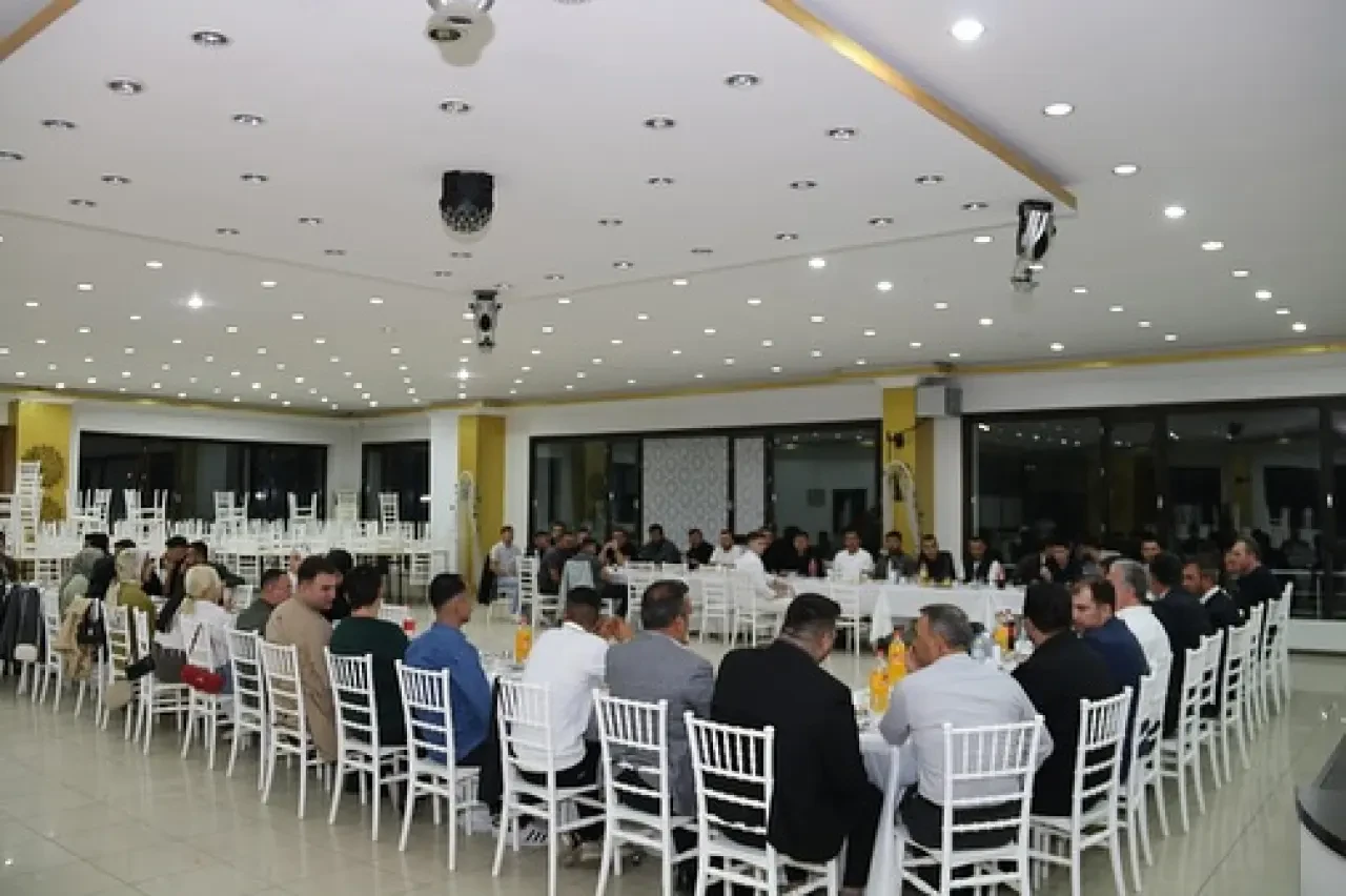 Amasya’da AK Parti Gençlik Yönetimi Bir Araya Geldi 3