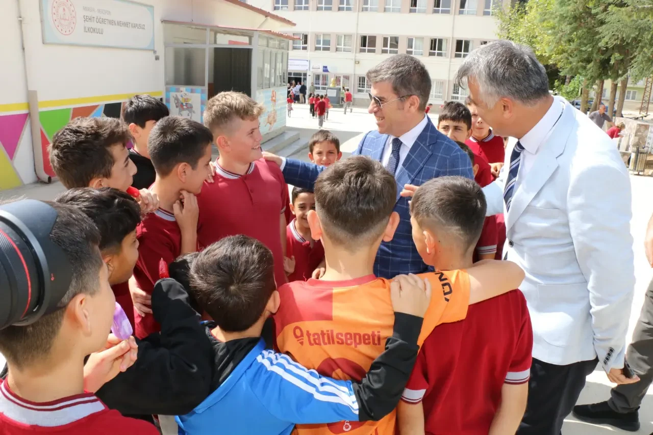 Vali Bakan’dan Merzifon’da Eğitim Mesajı 1