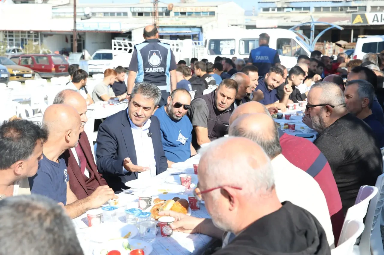 Başkan Uzun, Küçük Sanayi Esnafıyla Kahvaltıda Buluştu 4