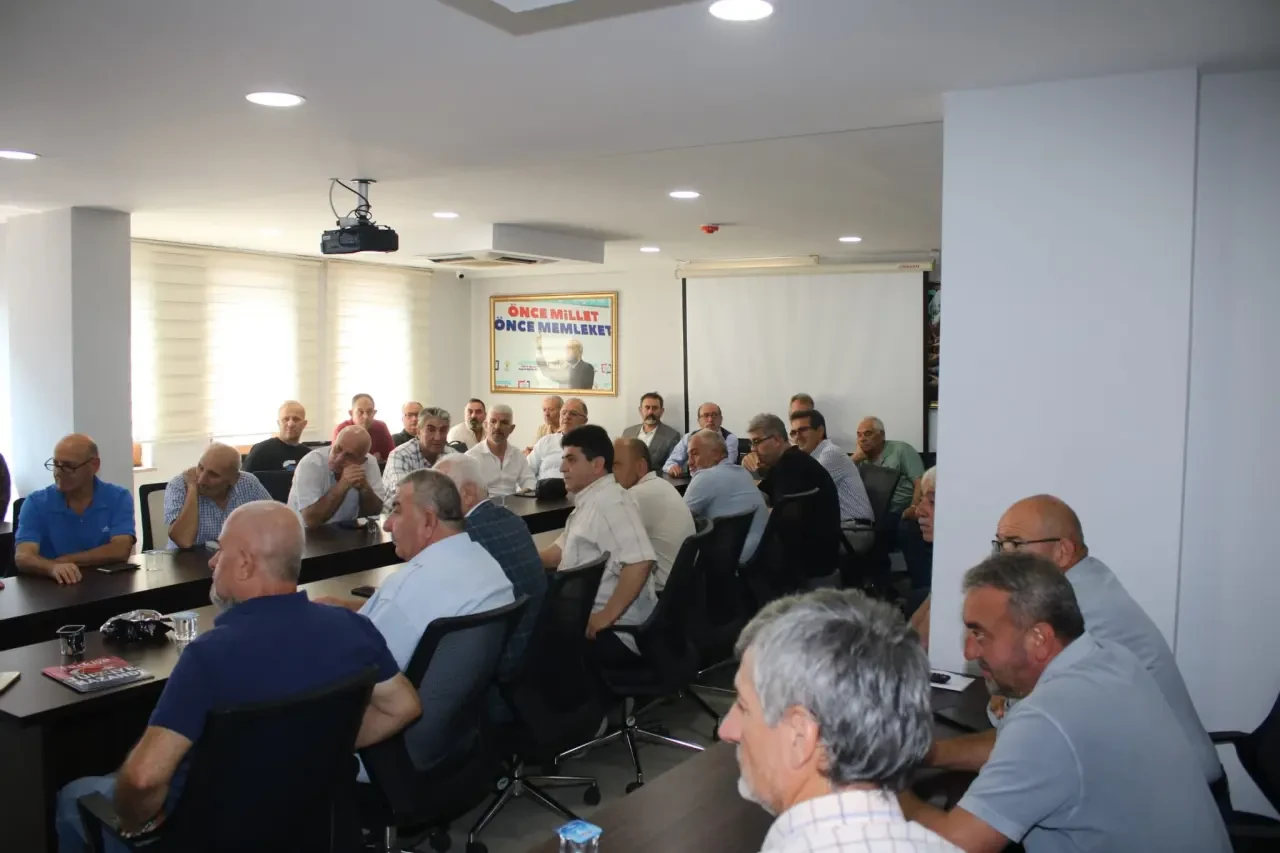 AK Parti Amasya Milletvekili Hasan Çilez’den Trabzon’da İstişare Toplantısı 2