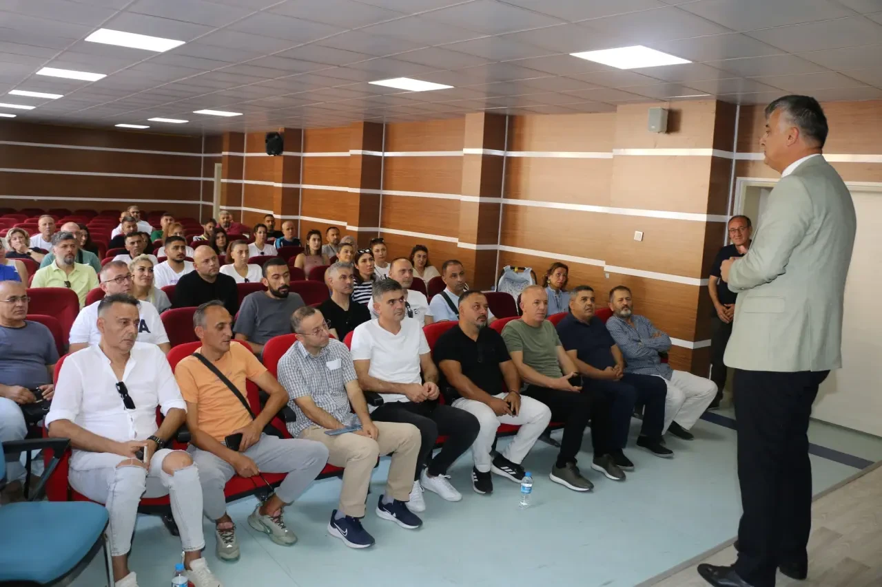 Amasya’da Eğitimcilerle Maarif Modeli Buluşması 4