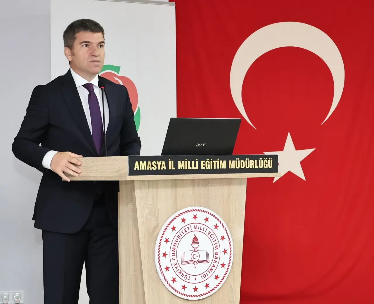 Amasya’da “Anadolu Mektebi Yazar Okumaları” Paneli Düzenlendi 4