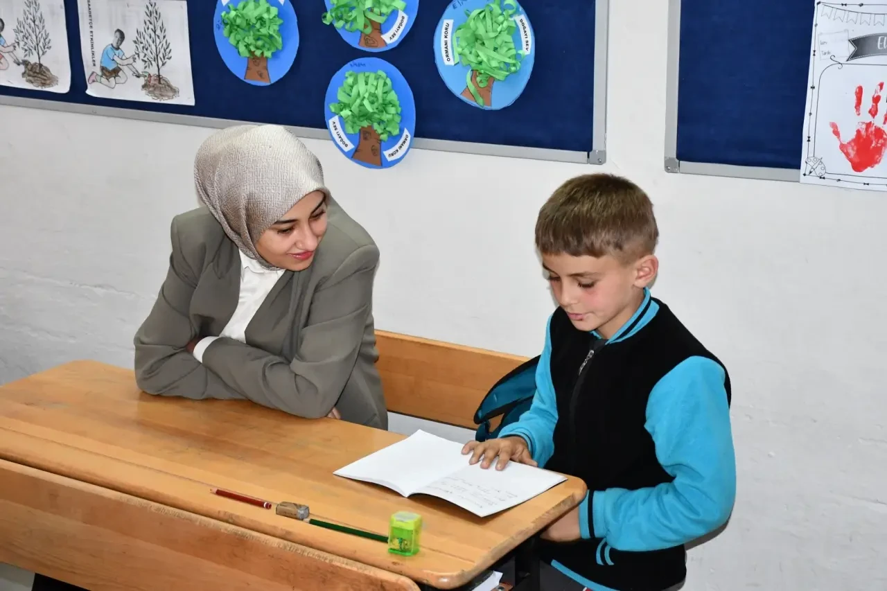 Kaymakam Güneş’ten Köy Okullarına Ziyaret 2