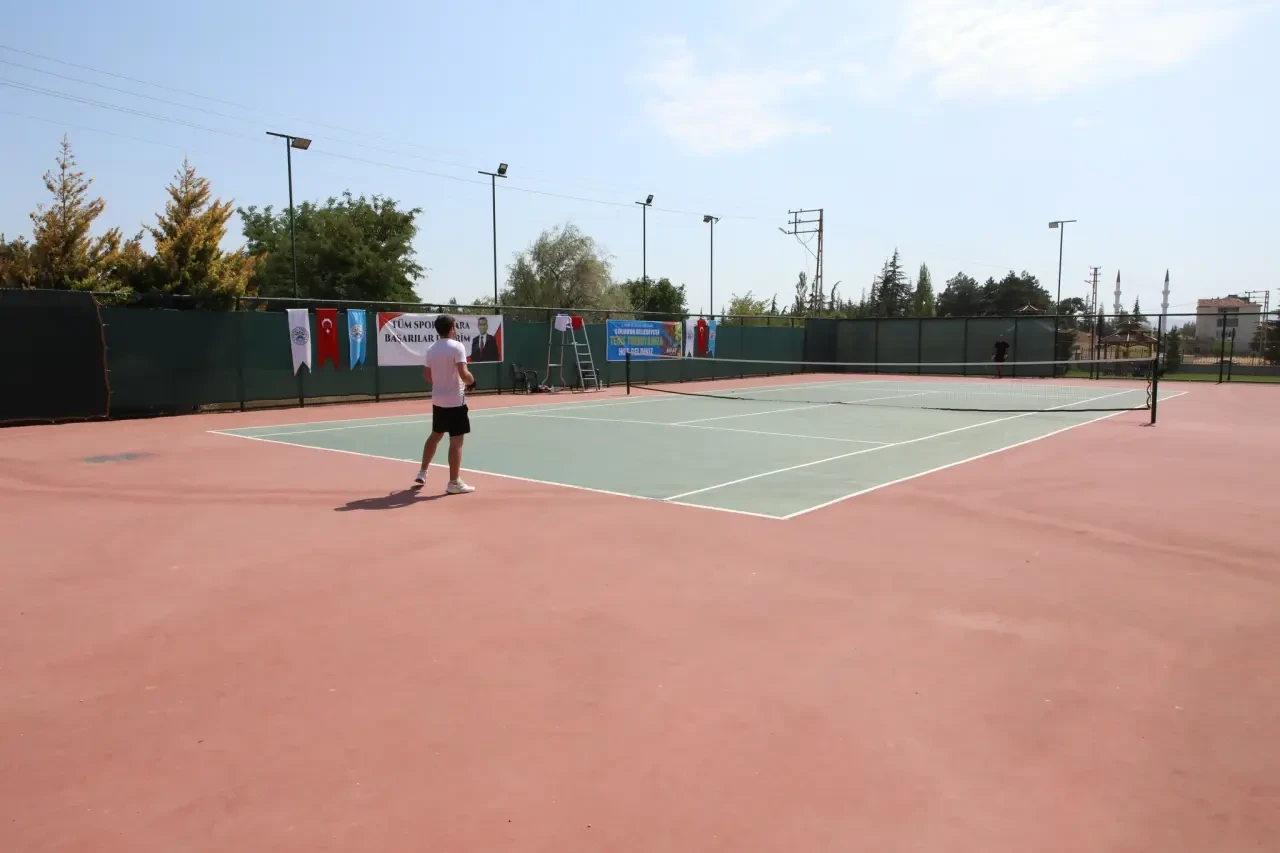 Suluova Belediyesi Tenis Turnuvası Tamamlandı 2