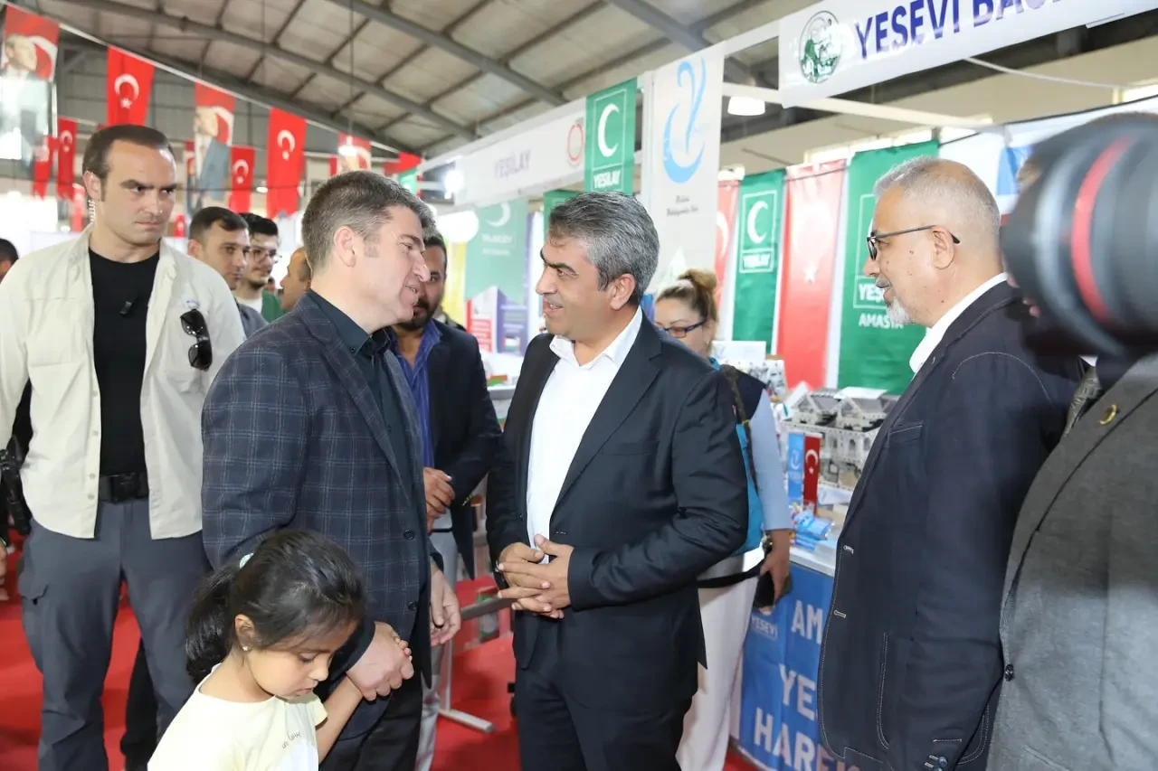 Rıfat Uzun Kitap Fuarında 1