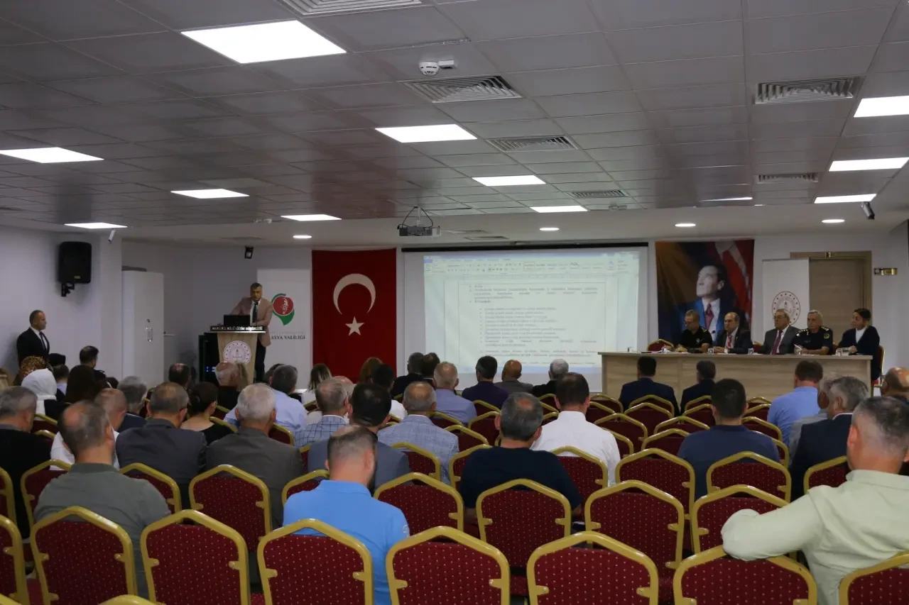 Amasya’da 2025-2026 Eğitim Yılı İçin Okul Güvenliği Toplantısı Yapıldı 2