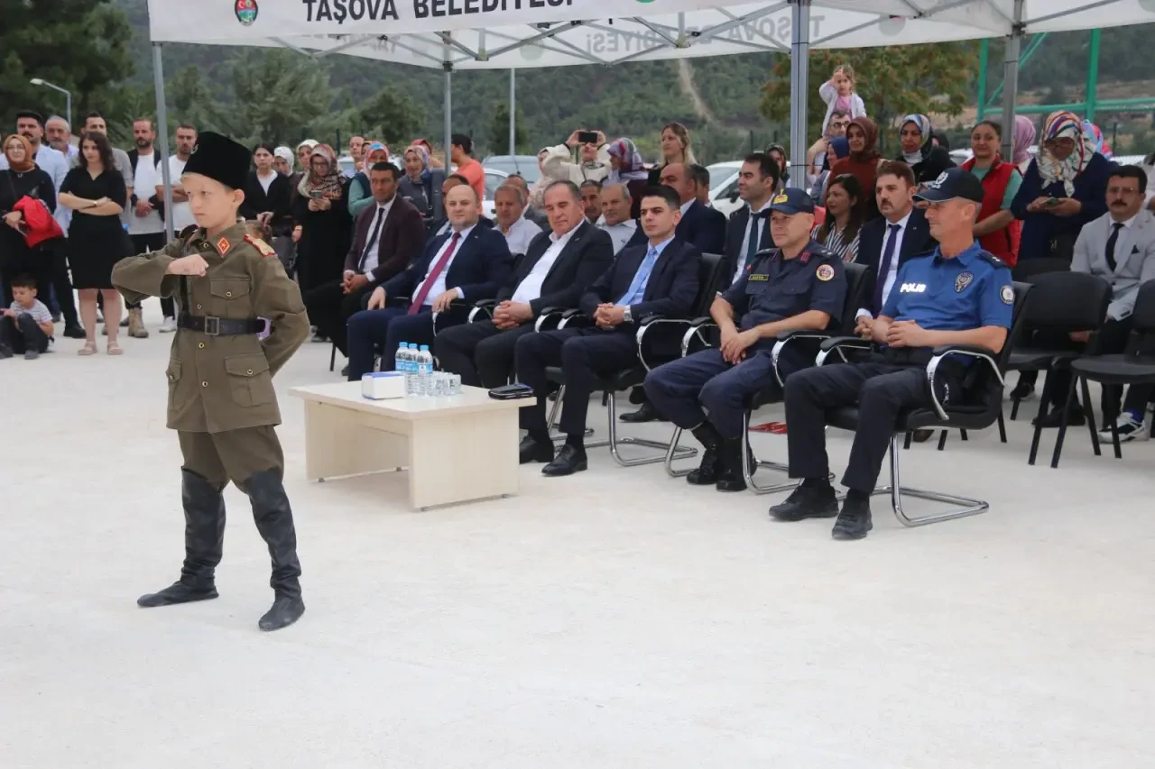 Taşova’da İlköğretim Haftası Coşkuyla Kutlandı 1